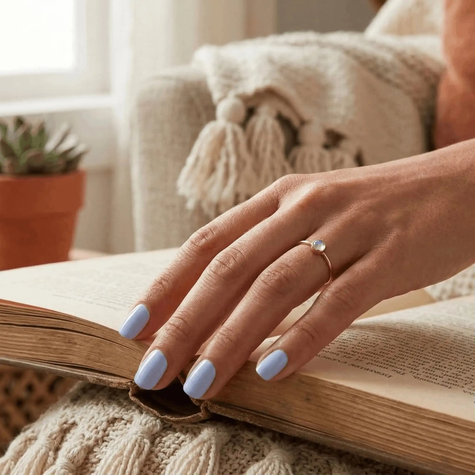 Short Oval Pale Periwinkle Blue Nails — Gel Nails Colors
