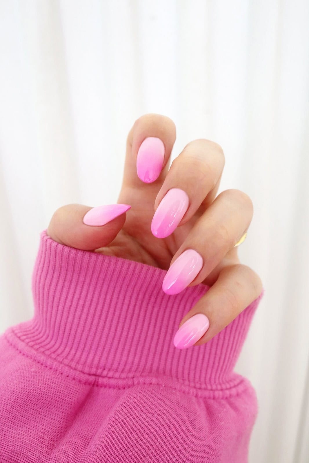 Long Oval Pink Ombre Gradient Nails — Gel Nails Colors