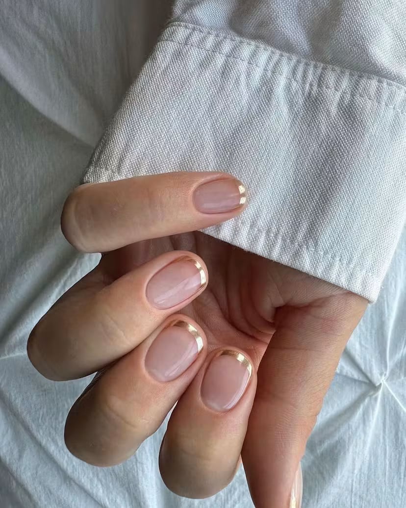 Short Almond Nude Gold Chrome Outline — Gold Chrome Nails