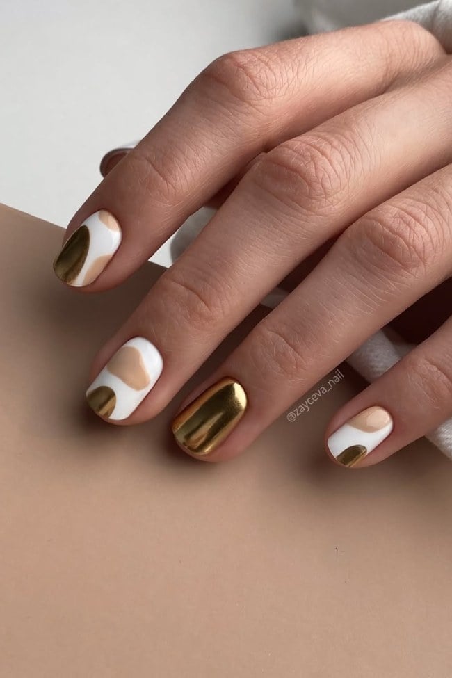 Short Square Nude White Gold Geometric — Gold Chrome Nails