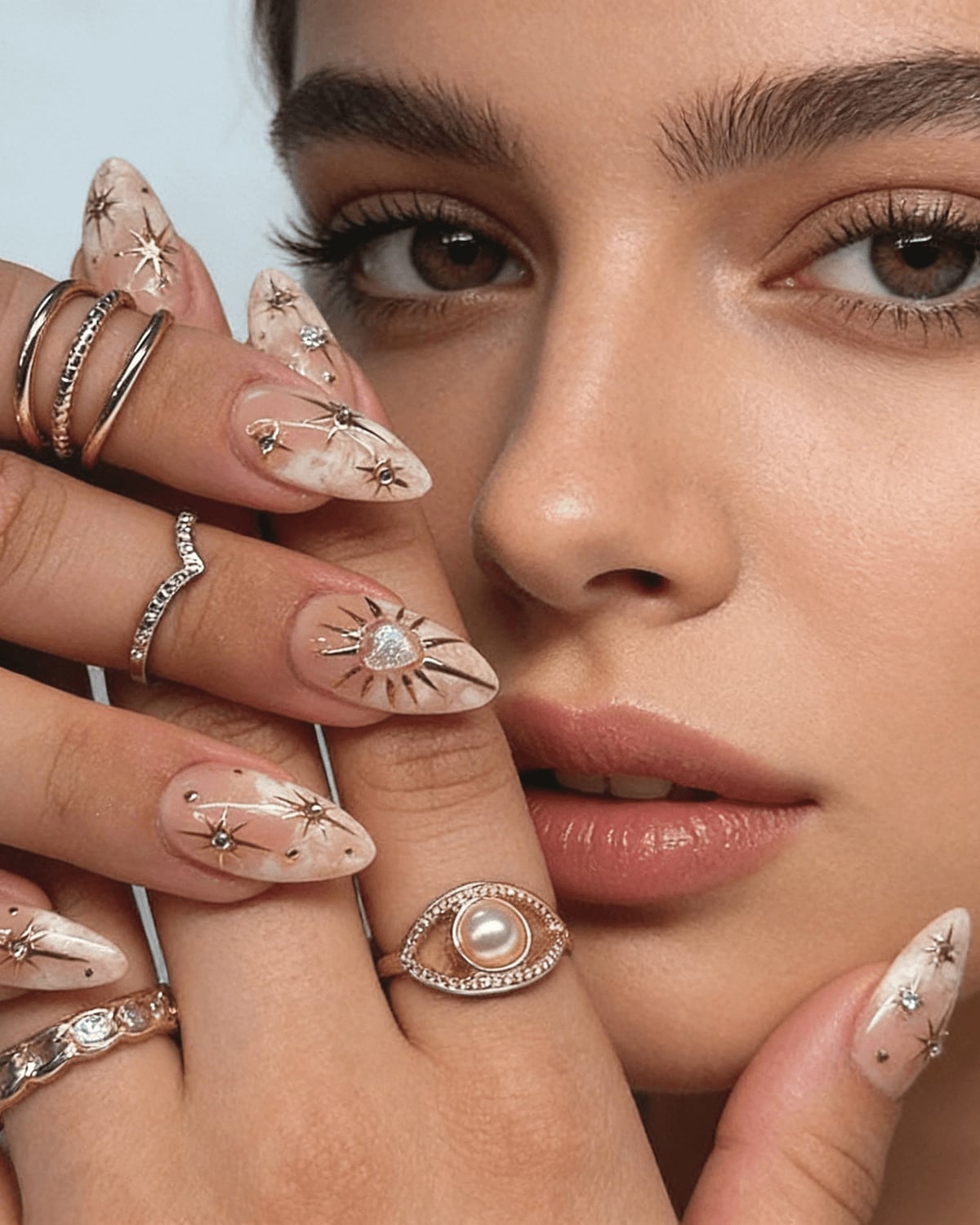 Long Stiletto Nude Marble Gold Stars — Gold Chrome Nails