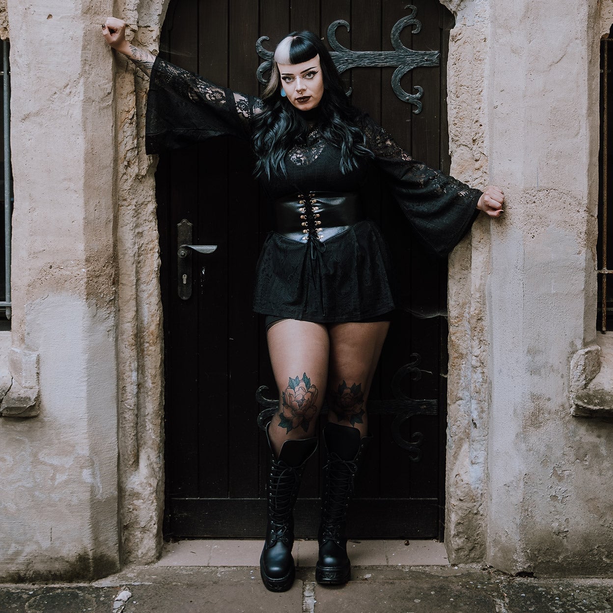 Black lace dress with corset belt and bell sleeves, Fitted Bodice — Gothic Style