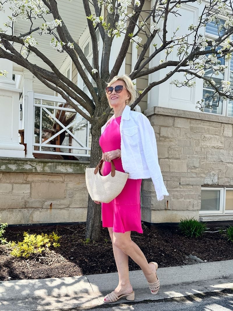 Hot pink knit dress with white linen jacket — Gowns Dresses