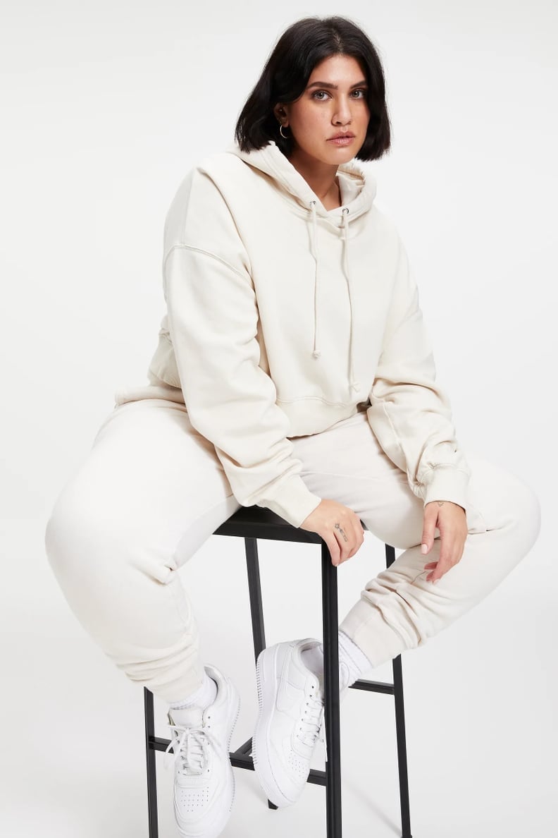 Cream Oversized Hoodie and Sweatpants with White Sneakers — Hoodie Outfits Women