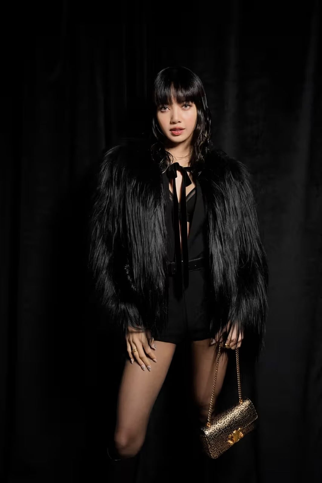 Faux Fur Coat and Velvet Shorts Faux Fur Coat and Velvet Shorts — K-pop Outfits
