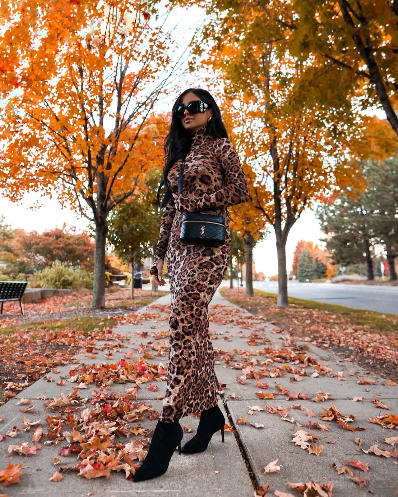 Fitted Leopard Maxi Dress for Casual Outings — Leopard Outfits