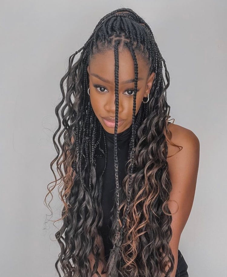 Mixed Braids With Loose Wavy Curls Mixed Braids With Loose Wavy Curls — Long Braids