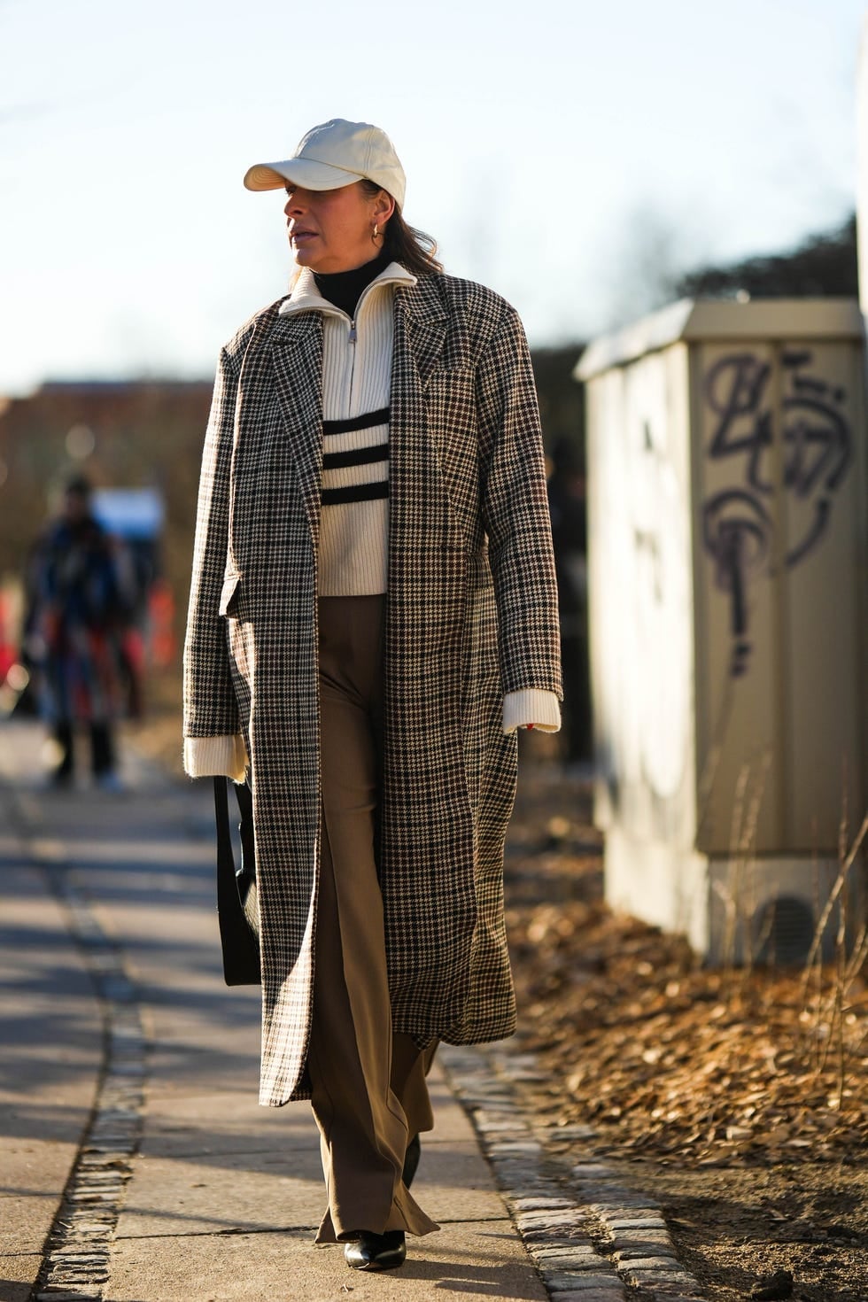 Brown Plaid Coat Over Knitwear and Trousers Brown Plaid Coat Over Knitwear and Trousers — Luxury Outfits