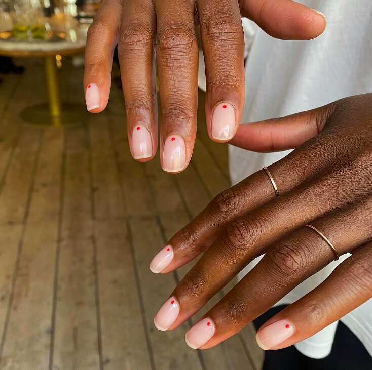 Red Dot Detail Short Almond Nails — Minimalist Nails