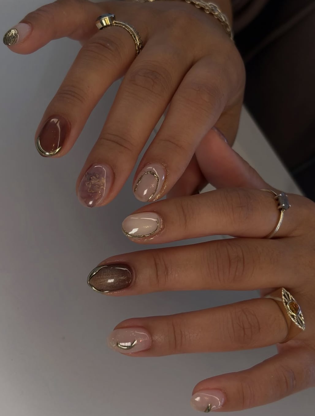 Minimal Gold Foil Short Almond Nails — Minimalist Nails