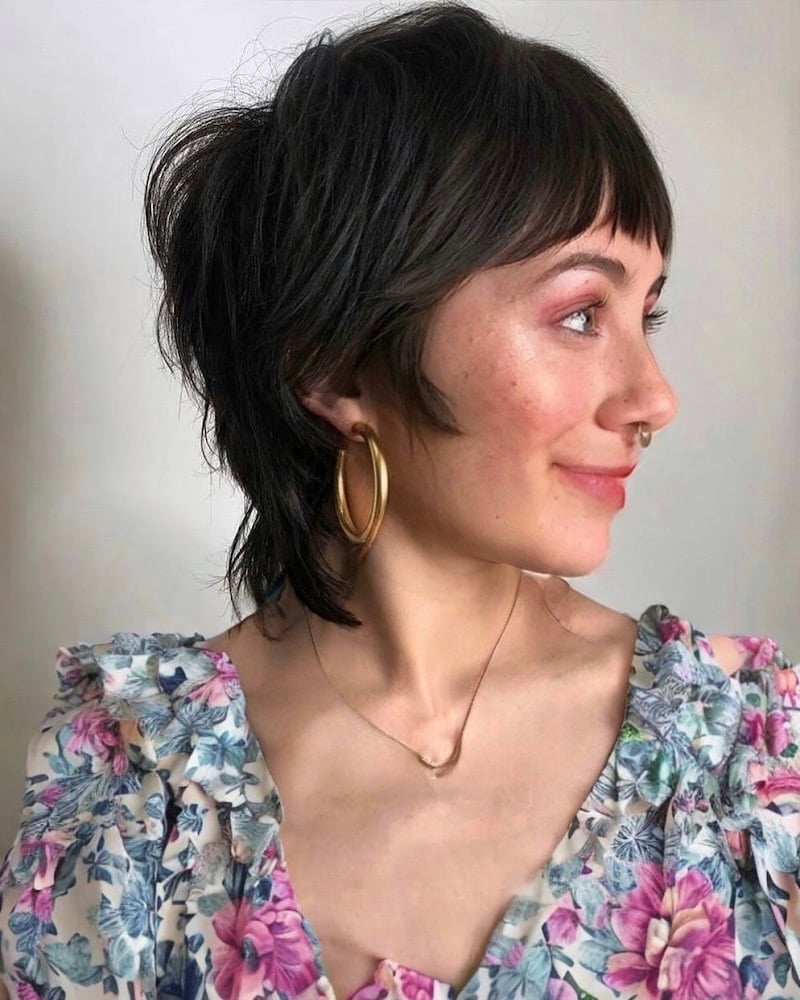 Collarbone Dark Brown Mullet With Wispy Bangs, Short Collarbone Dark Brown Mullet With Wispy Bangs, Short — Mullet Hairstyles