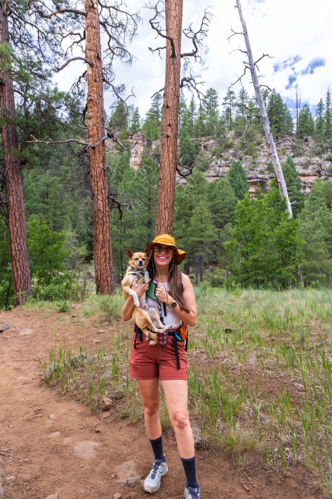 Hiking Ready Outfit With Rust Shorts And Bucket Hat — Outdoor Outfit