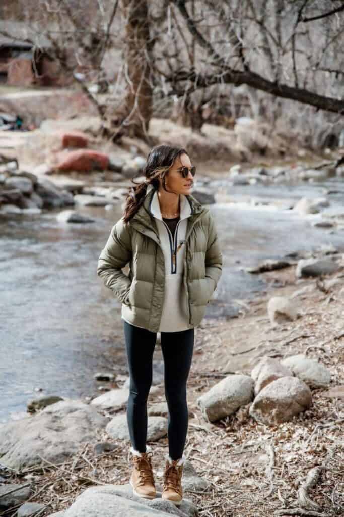 Practical Outdoor Activity Outfit With Puffer Jacket — Outdoor Outfit