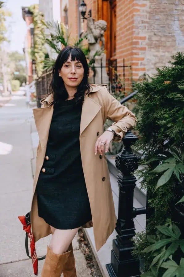 Double-breasted trench coat with textured dress — Parisian Style