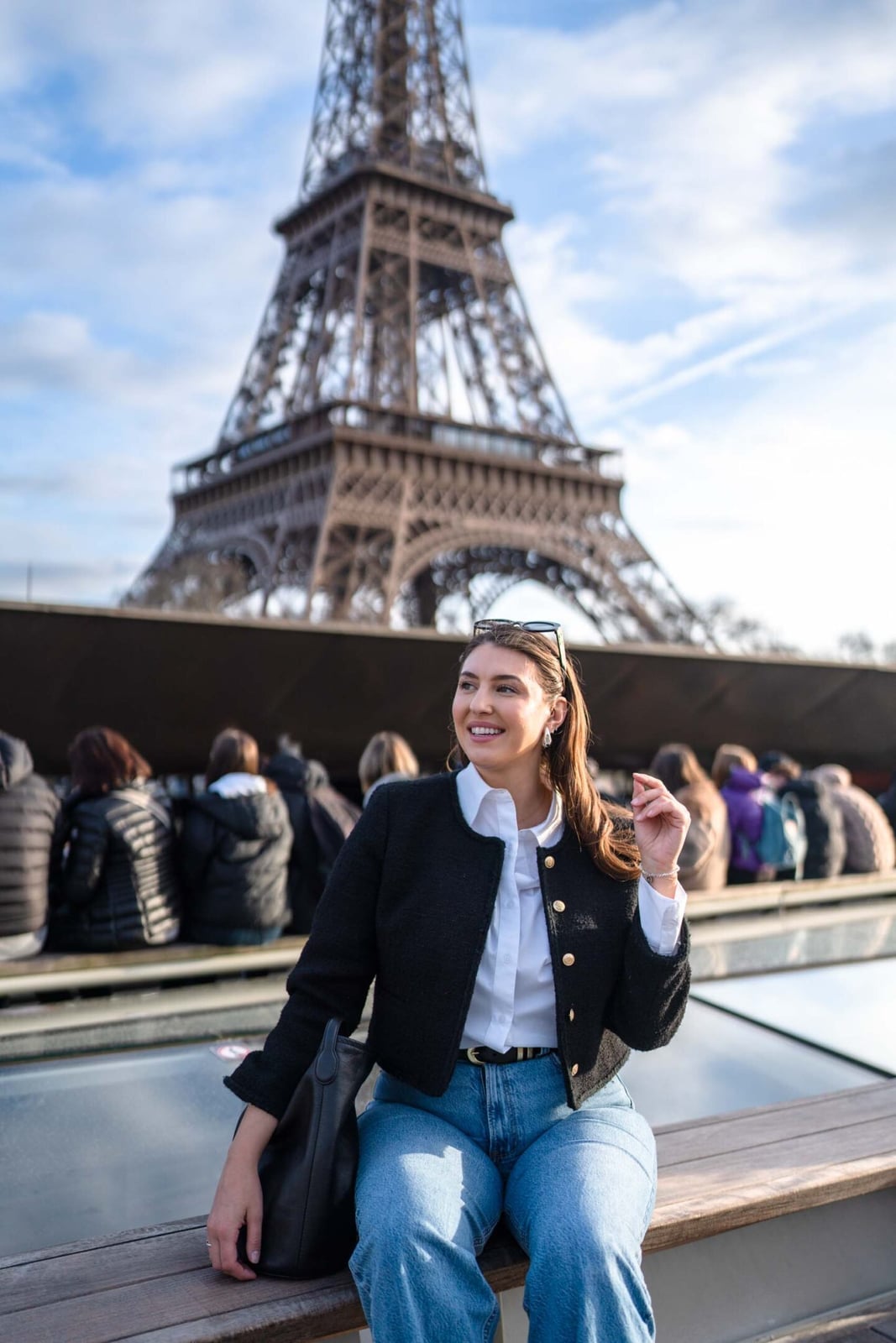 Cropped tweed jacket with high-waisted jeans — Parisian Style