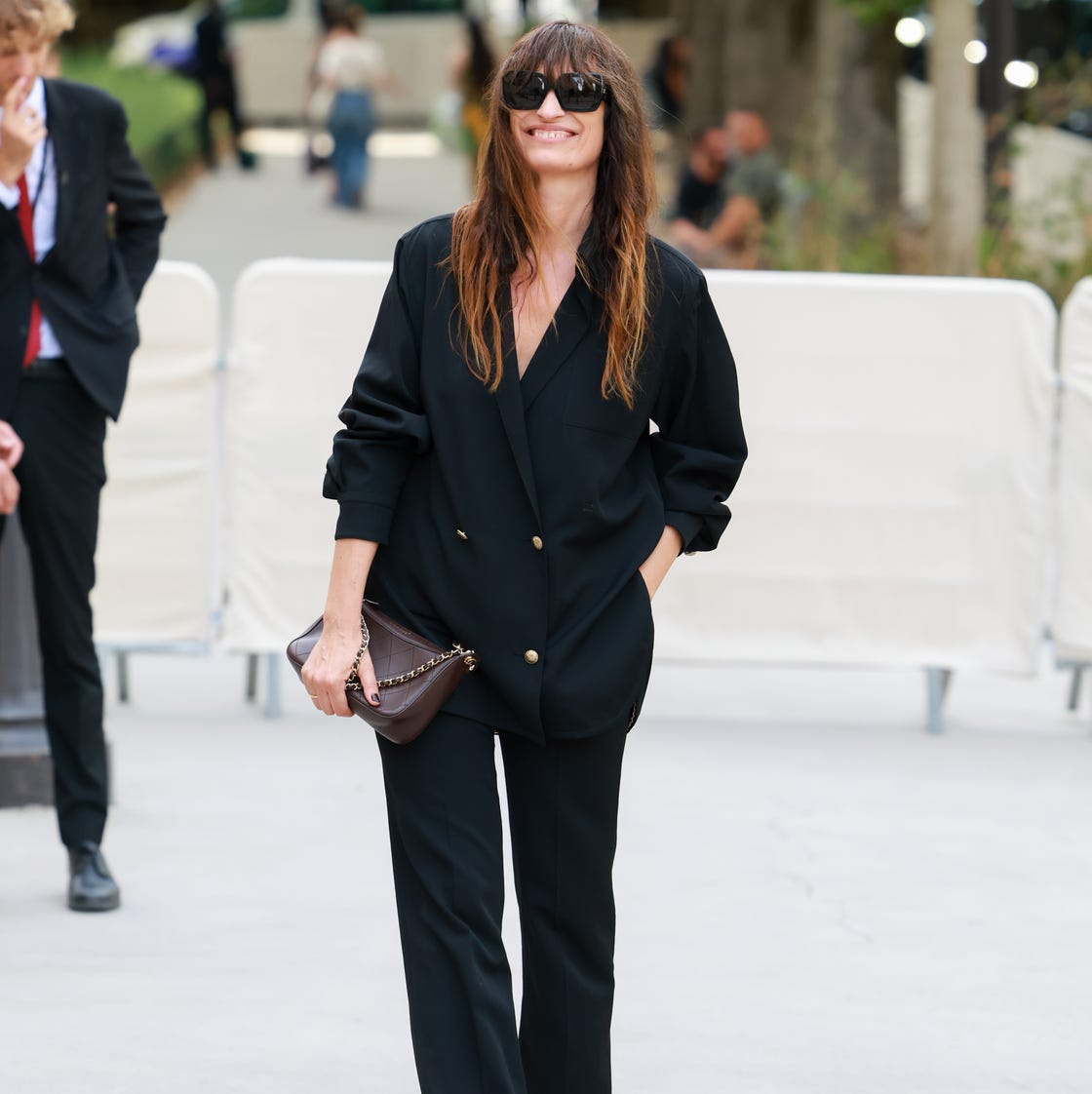 Black oversized blazer with matching wide-leg trousers — Parisian Style