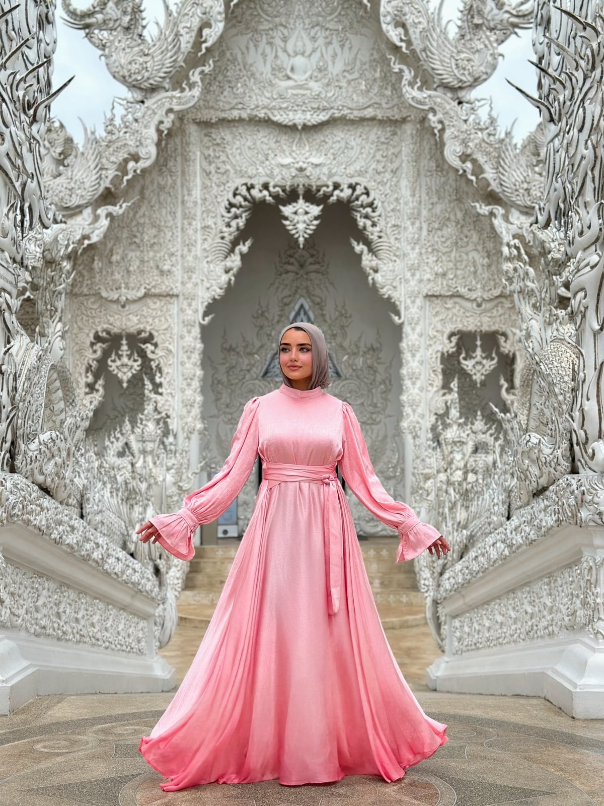 Pink Gradient Flowy Maxi Dress Pink Gradient Flowy Maxi Dress — Queen Dress Designs