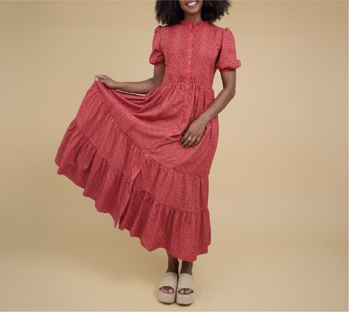Red and white floral midi dress with tiered ruffles — Ruffle Dresses
