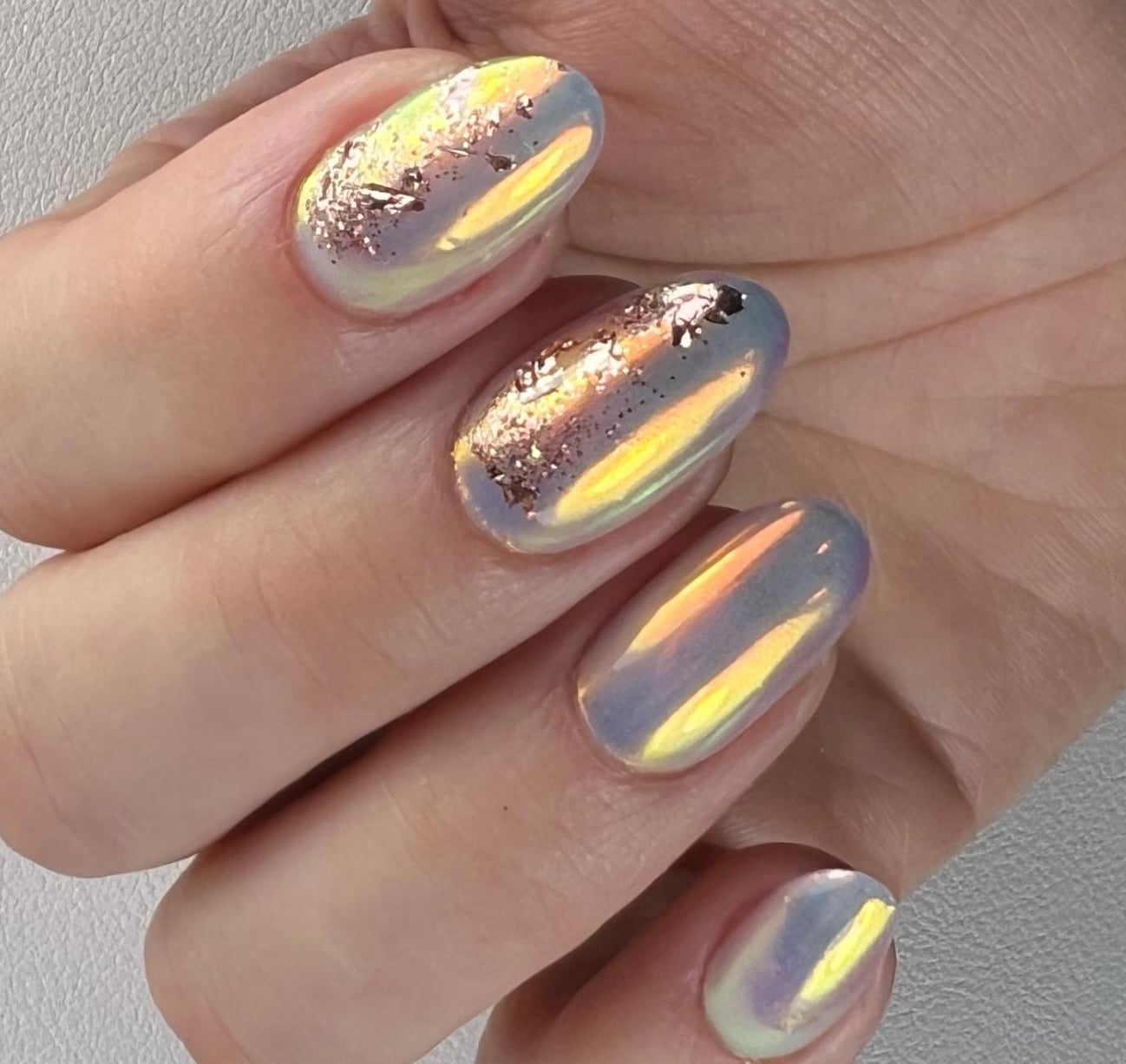 Iridescent Chrome Short Oval Nails with Foil — Russian Manicure Inspiration