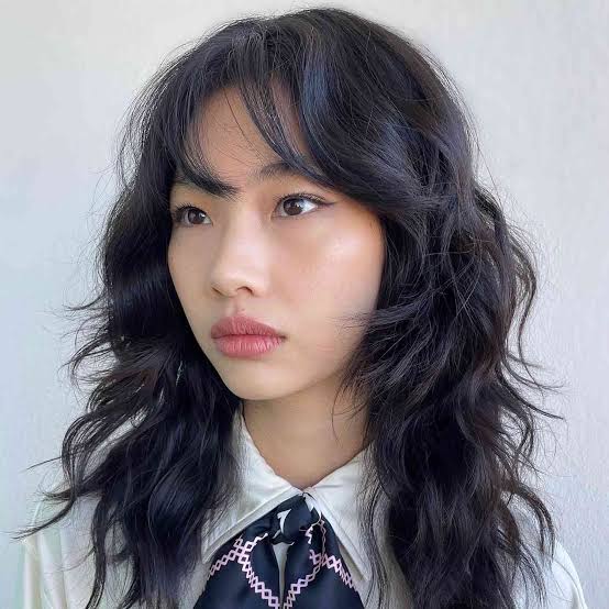 Dark Brown Shag With Soft Waves — Shag Hairstyles