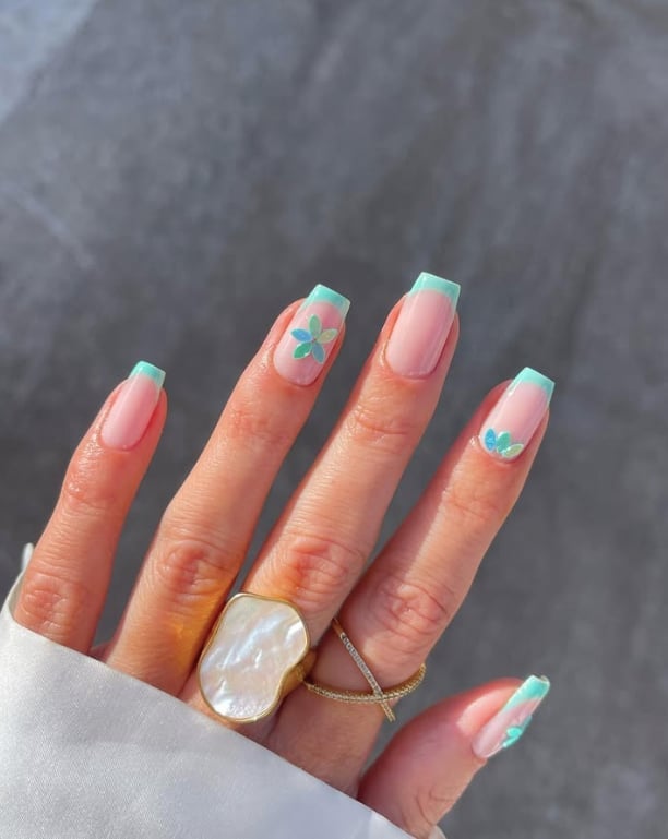 Nude Geometric French Tip With Rhinestones — Short Coffin Nails