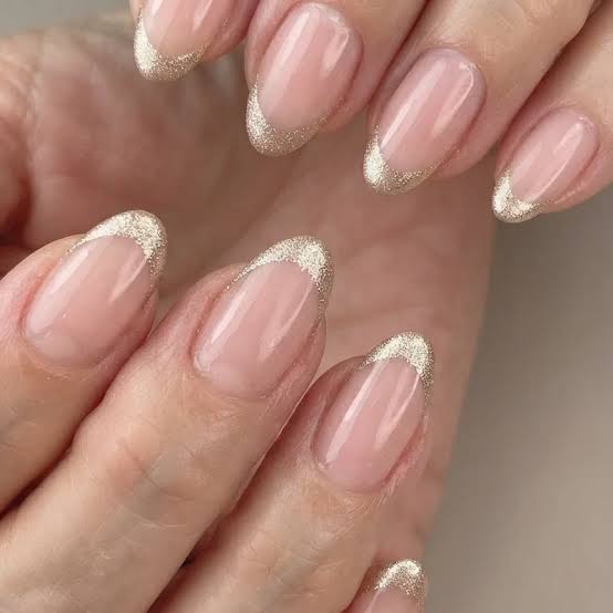 Short Oval Glitter French Tips — Short French Tip Nails