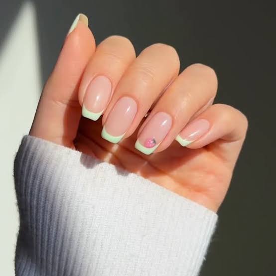 Short Oval With Classic White French — Short French Tip Nails