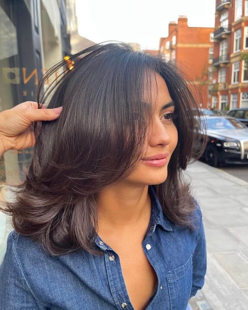 Mid-Back Volume with Blonde Highlights — Simple 90s Blowout Hair