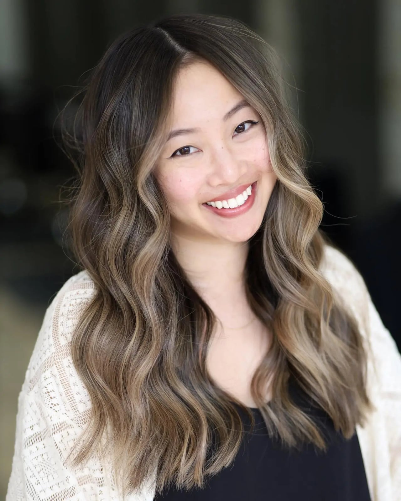 Collarbone Layers With Blonde Balayage Collarbone Layers With Blonde Balayage — Simple Asian Haircuts
