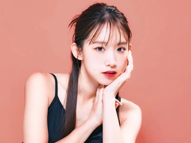 Collarbone Long Bob With Wispy Bangs Collarbone Long Bob With Wispy Bangs — Simple Asian Haircuts