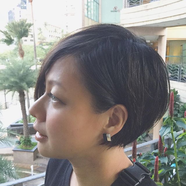 Ear Length Pixie Bob With Asymmetrical Bangs Ear Length Pixie Bob With Asymmetrical Bangs — Simple Asian Haircuts