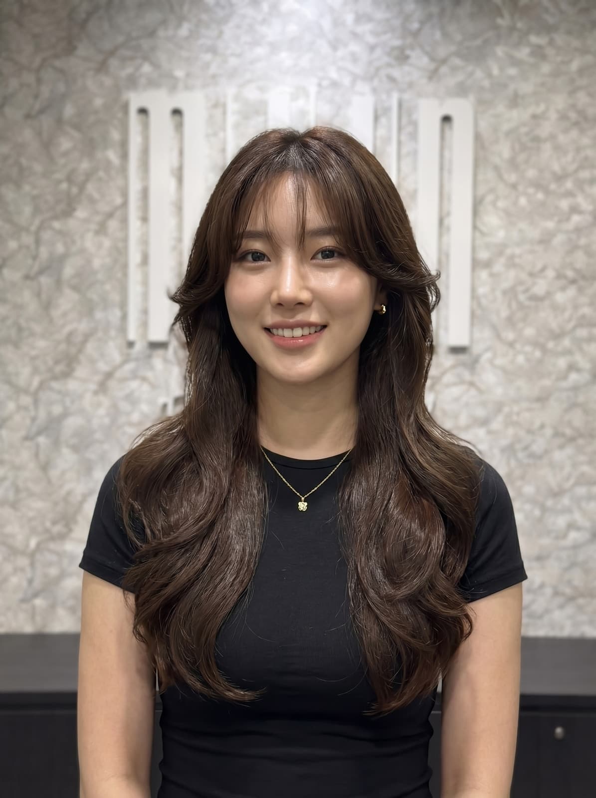 Collarbone Shag With Soft Wavy Texture Collarbone Shag With Soft Wavy Texture — Simple Asian Haircuts