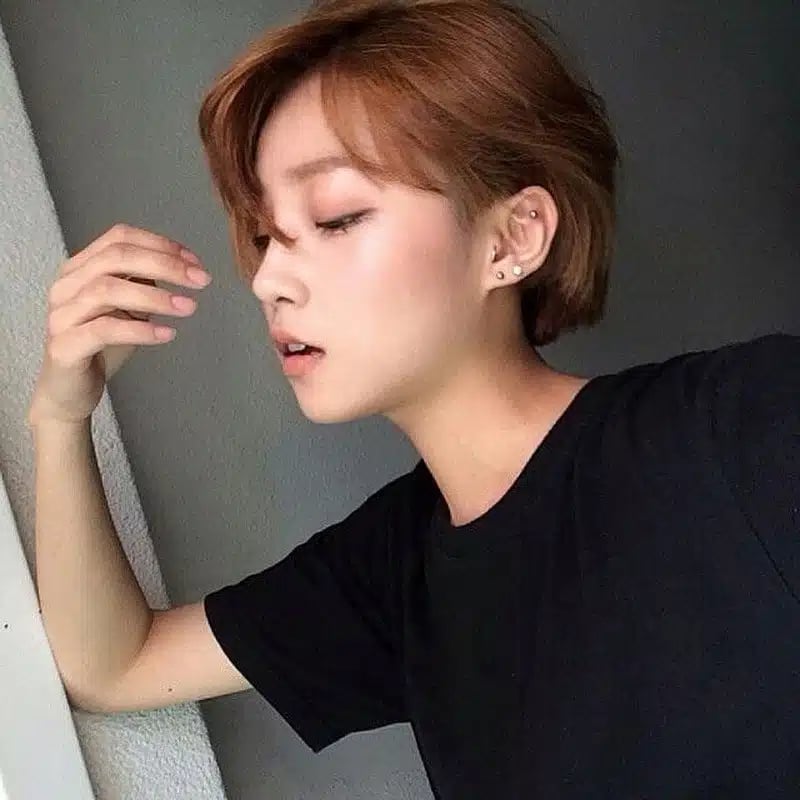 Short Copper Pixie With Textured Fringe Short Copper Pixie With Textured Fringe — Simple Asian Haircuts