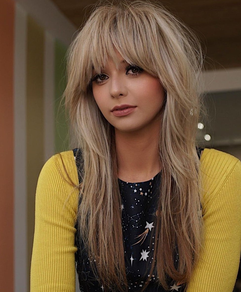 Mid-Back Shag With Ash Blonde Wispy Bangs — Simple Bangs for Round Face