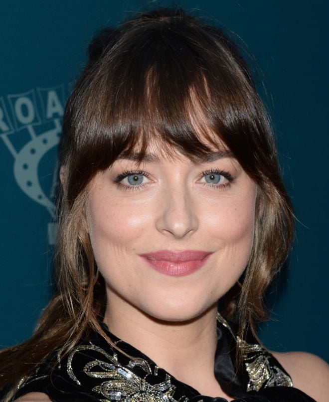 Sleek Chin Blunt Bob Full Blunt Bangs — Simple Bangs for Round Face