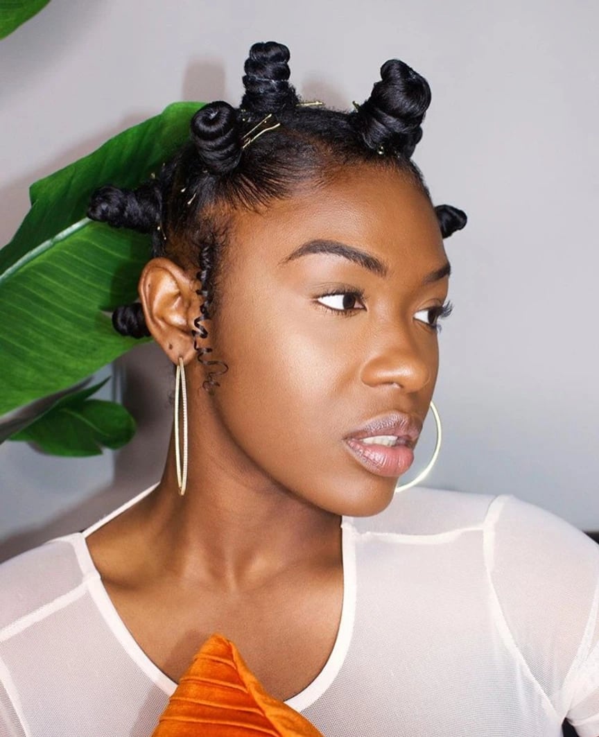 Bantu Knots With Gold Accessories — Simple Bantu Knots Hairstyles