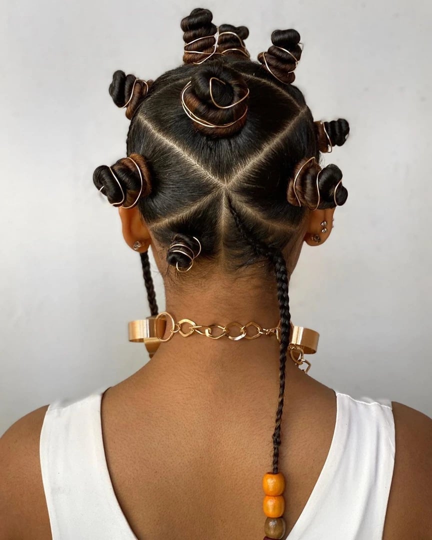 Bantu Knots With Geometric Parting — Simple Bantu Knots Hairstyles