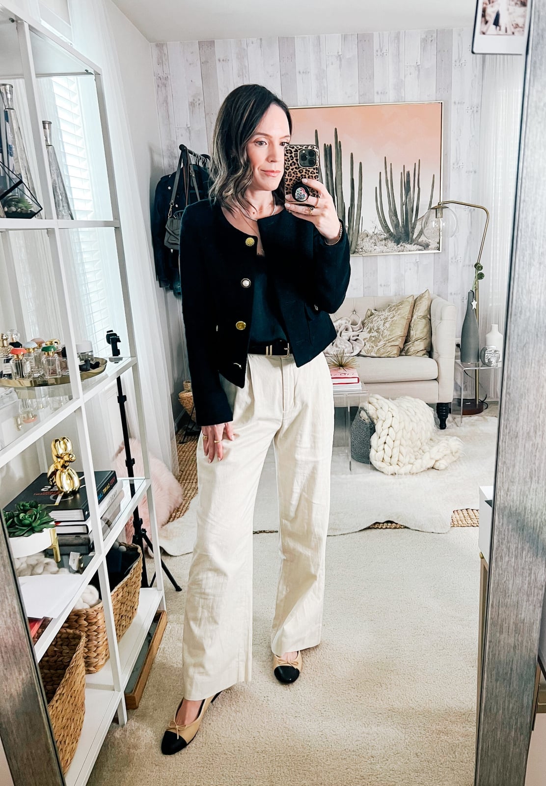 Cream wide-leg trousers with a black cropped jacket — Simple Beige Pants Outfits