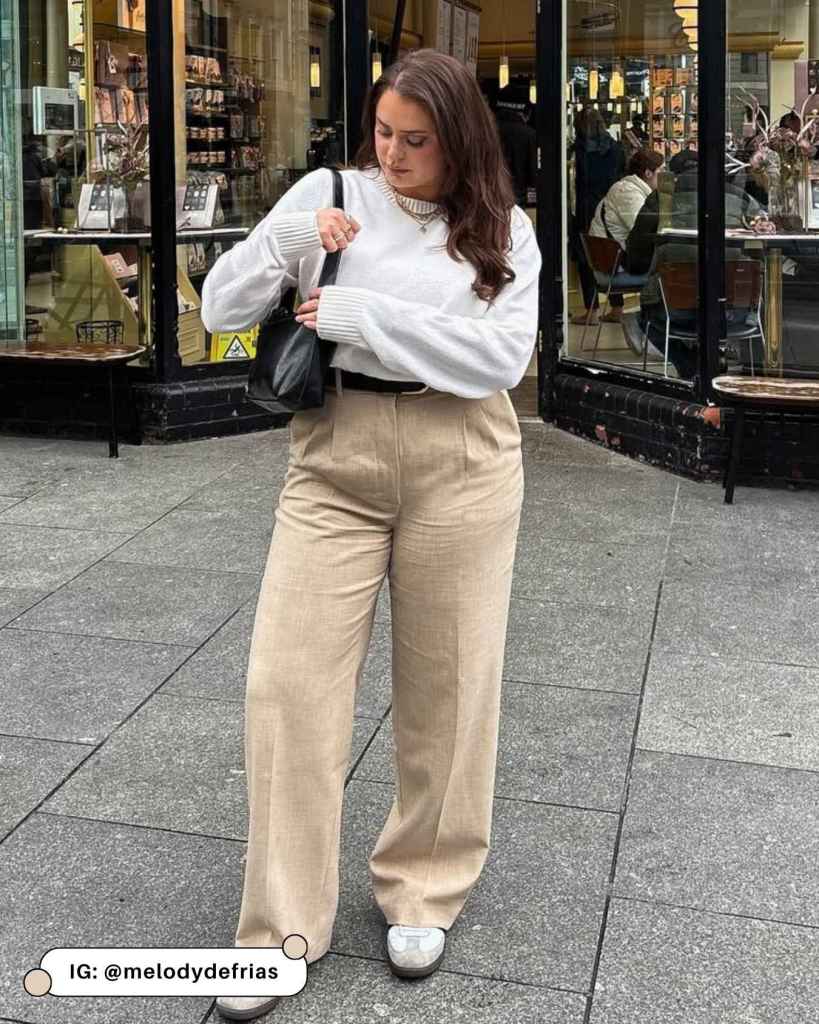 Beige pleated wide-leg trousers with a white sweater — Simple Beige Pants Outfits