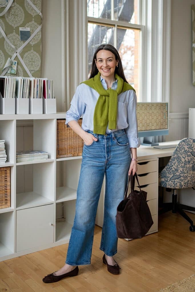 Light blue shirt with green sweater and wide-leg jeans Light blue shirt with green sweater and wide-leg jeans — Simple Blue Top Outfits
