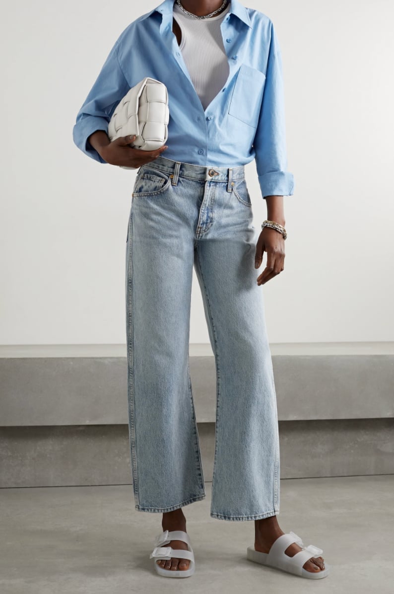 Oversized blue shirt over tank with light wash wide-leg jeans Oversized blue shirt over tank with light wash wide-leg jeans — Simple Blue Top Outfits