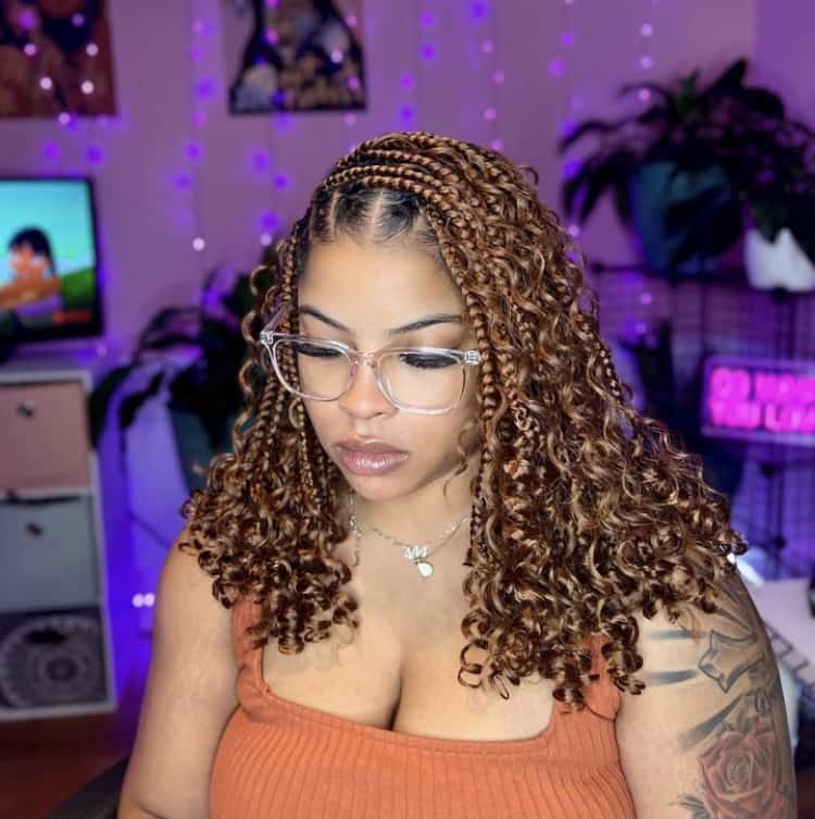 Shoulder Knotless Braids With Geometric Parting Shoulder Knotless Braids With Geometric Parting — Simple Boho Knotless Braids