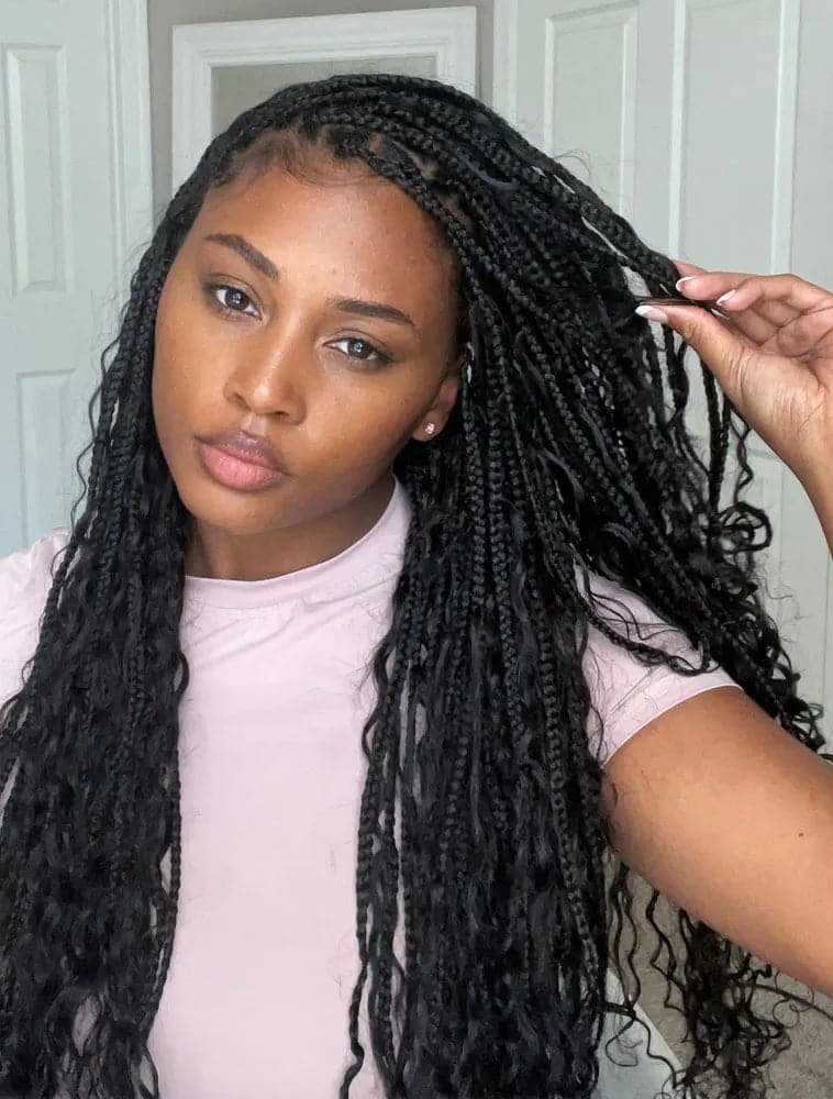 Mid-Length Knotless Braids With Curly Texture Mid-Length Knotless Braids With Curly Texture — Simple Boho Knotless Braids