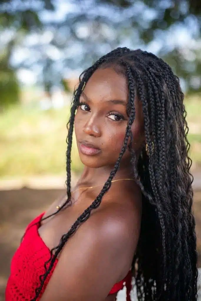Mid-Back Knotless Braids With Face-Framing Mid-Back Knotless Braids With Face-Framing — Simple Boho Knotless Braids