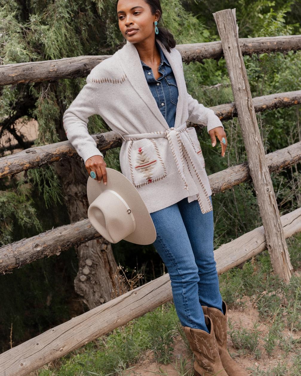 Cardigan With Denim Shirt And Jeans — Simple Boots Outfit Jeans