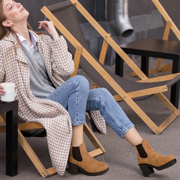 Houndstooth Coat With Denim Jeans — Simple Boots Outfit Jeans