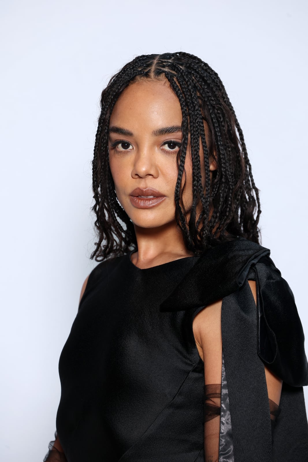 Jumbo Box Braids Collarbone Length With Beads — Simple Box Braids Hairstyles