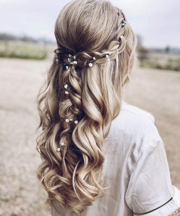 Blonde Curls Half Up With Braided Accent Blonde Curls Half Up With Braided Accent — Simple Bridesmaid Hairstyles Half Up