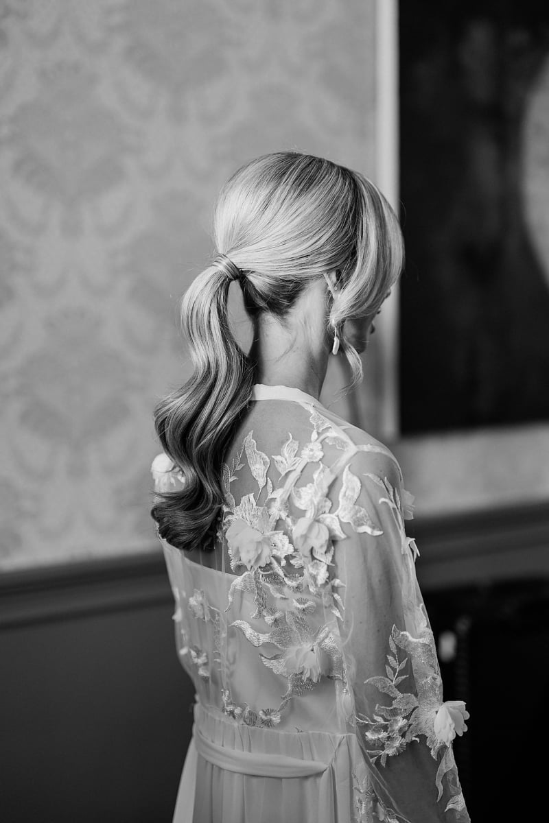Voluminous Textured Blonde Balayage Ponytail with Mid-Back — Simple Bridesmaid Ponytail