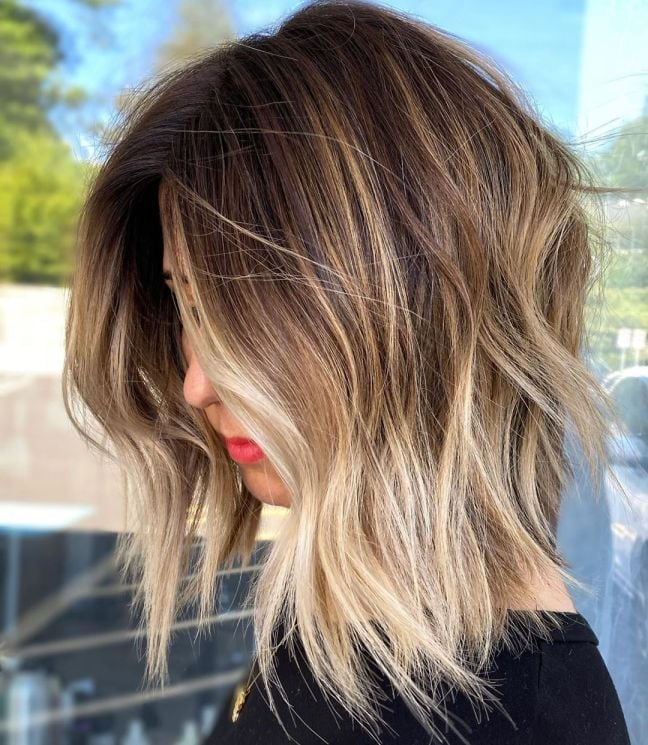 Layered Bronde Bob With Face-Framing Curtain Bangs — Simple Bronde Balayage